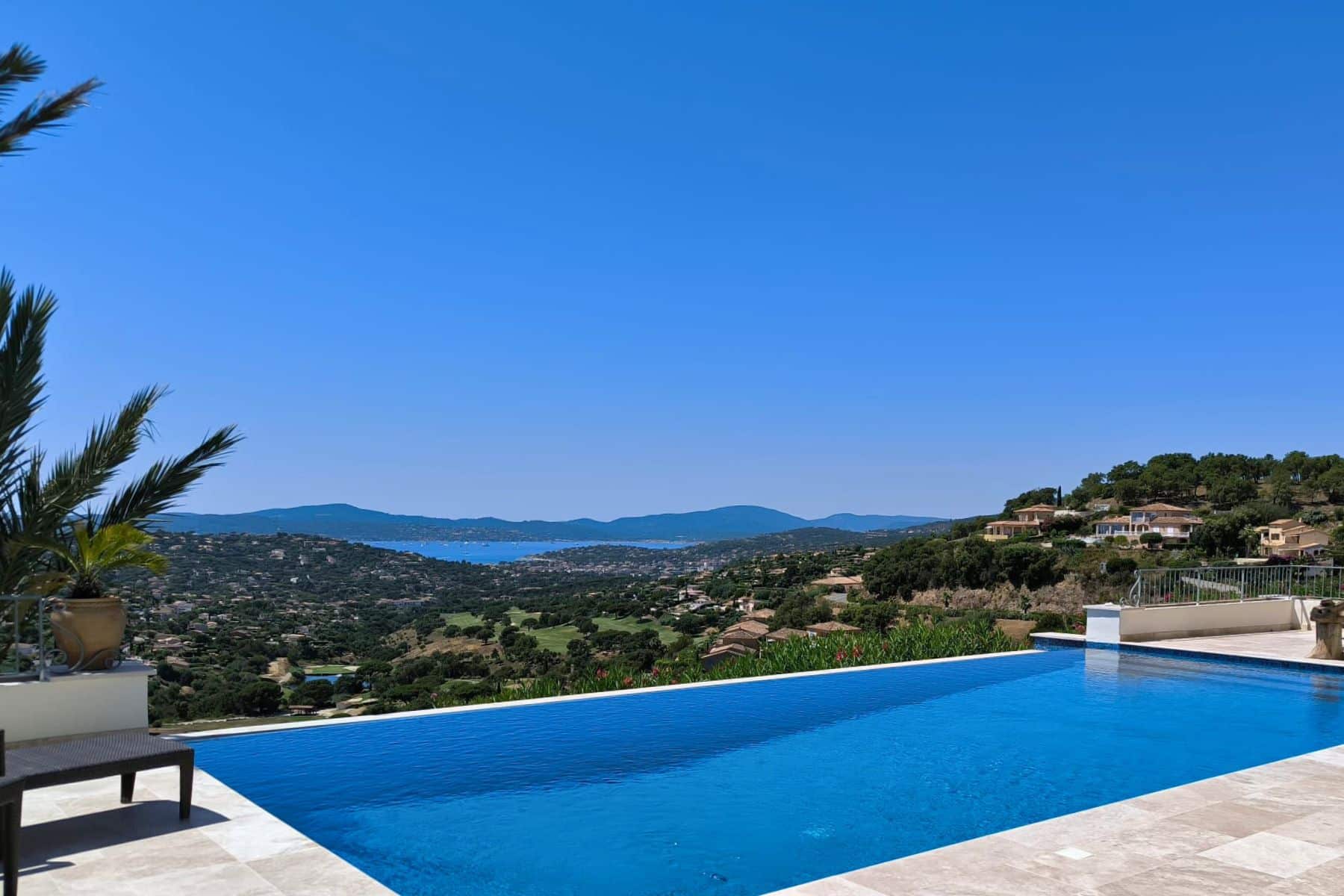 Gerenoveerde vakantievilla Sainte-Maxime met zeezicht en privézwembad Domaine du Golf Côte d'Azur (2)