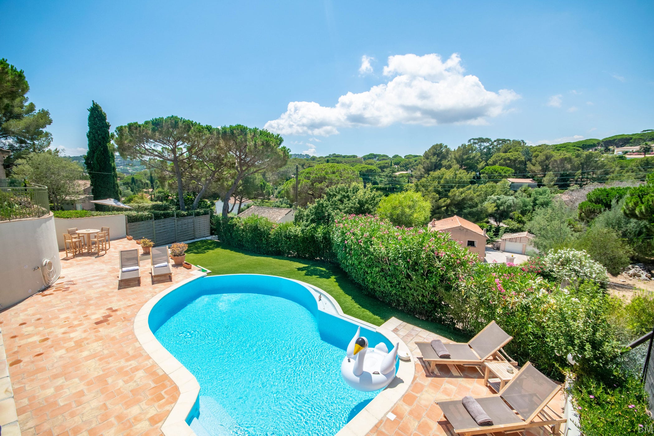 villa met zwembad in Sainte-Maxime - vakantiewoning op wandelafstand van het strand