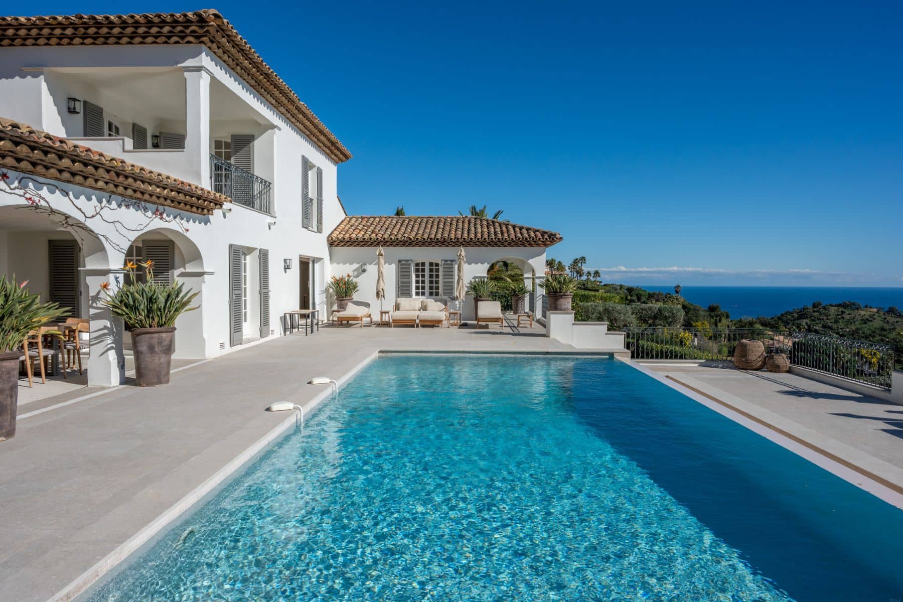 Vakantiehuis met privézwembad Sainte-Maxime - zeezicht - 10 personen - Villa Belle Vue