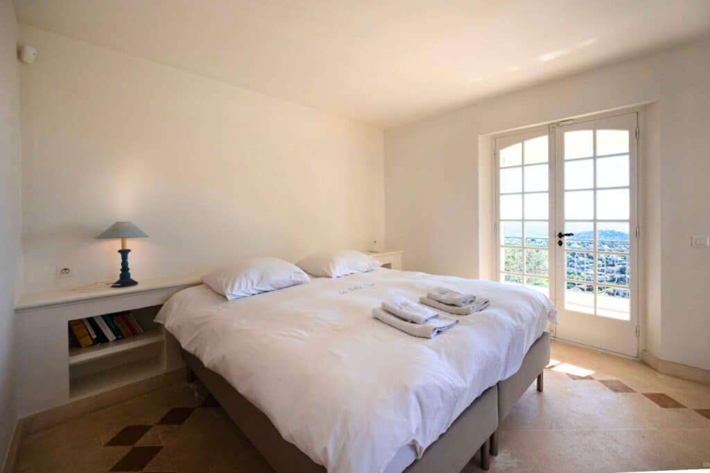 Vakantiehuis met privézwembad Sainte-Maxime - zeezicht - 10 personen - Villa Belle Vue
