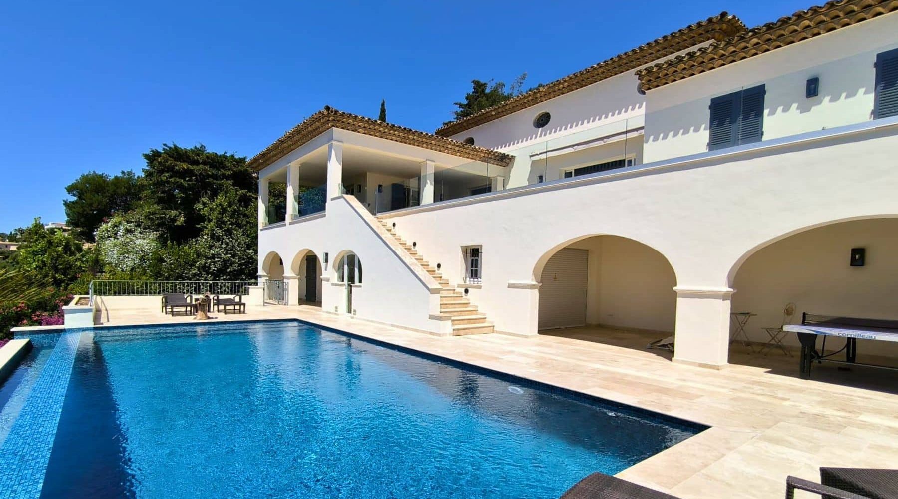 Gerenoveerde vakantievilla Sainte-Maxime met zeezicht en privézwembad Domaine du Golf Côte d'Azur (1)